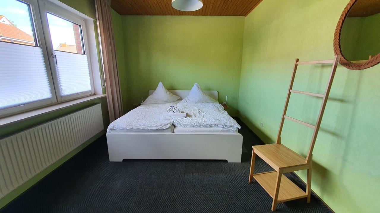 Friesenmeer Ferienwohnung Eins Bensersiel Exterior foto